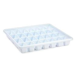 Foto van Plasticforte ijsblokjesvormen xxl tray - voor 28x ijsklontjes - kunststof - wit - ijsblokjesvormen