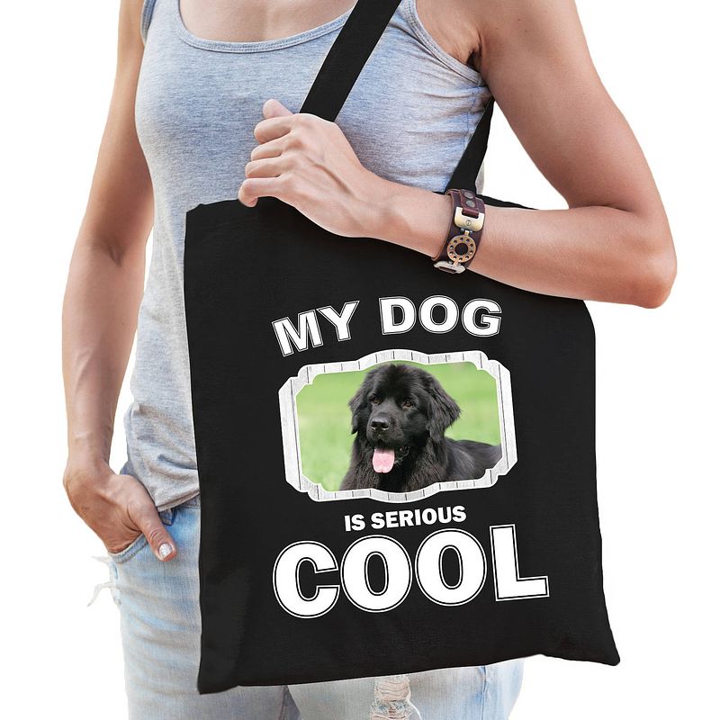 Foto van Katoenen tasje my dog is serious cool zwart - newfoundlander honden cadeau tas - feest boodschappentassen