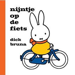 Foto van Nijntje op de fiets