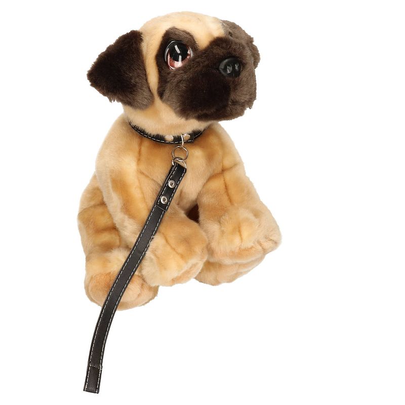 Foto van Keel toys pluche hond bruine mopshond / pug met riem knuffel 30cm - knuffel huisdieren