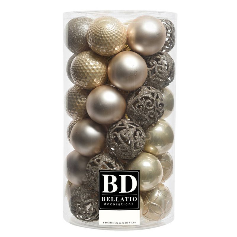 Foto van 37x stuks kunststof kerstballen parel champagne 6 cm inclusief kerstbalhaakjes - kerstbal