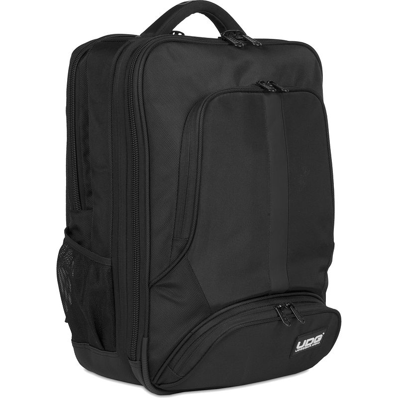 Foto van Udg u9108bl/or ultimate backpack slim black/orange dj rugtas