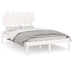 Foto van Vidaxl bedframe massief hout wit 135x190 cm 4ft6 double