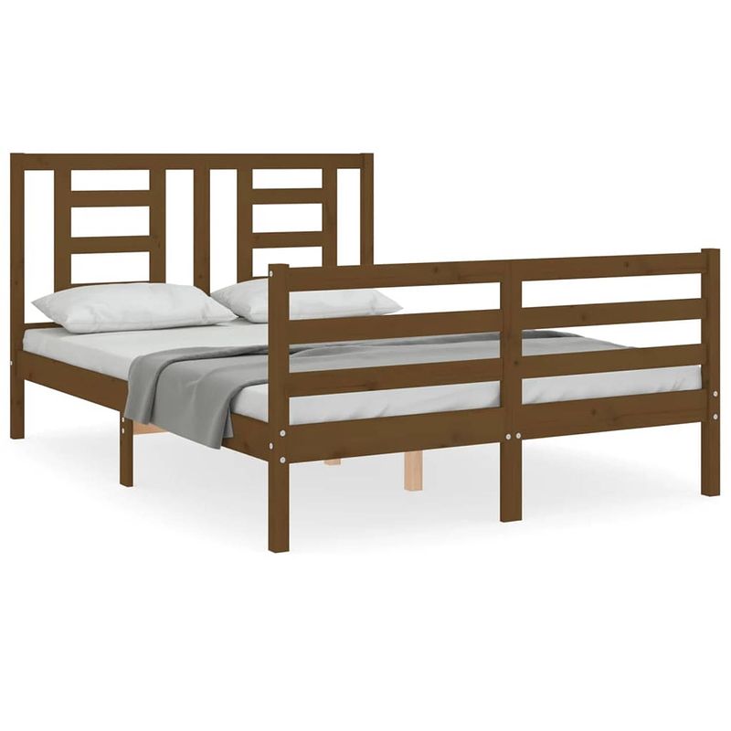 Foto van The living store bedframe - massief grenenhout - multiplex lattenbodem - 195.5 x 125.5 x 100 cm