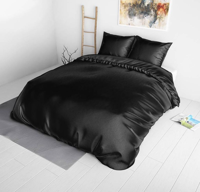 Foto van Sleeptime elegance satijn geweven uni - zwart dekbedovertrek lits-jumeaux (240 x 220 cm + 2 kussenslopen) dekbedovertrek