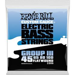 Foto van Ernie ball 2806 flatwound bass string group iii 45 - 100