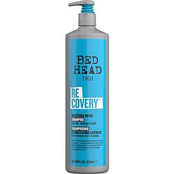 Foto van Bed head recovery moisture rush shampoo voor droog en beschadigd haar 970ml