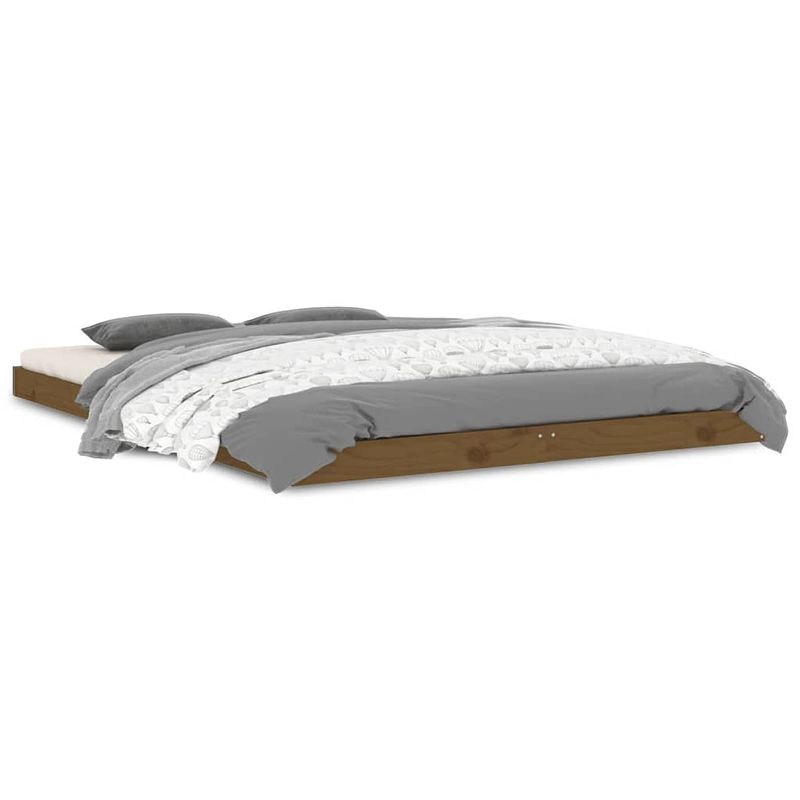 Foto van The living store bedframe massief grenenhout honingbruin 135x190 cm 4ft6 double - bed