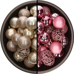 Foto van Kunststof kerstballen 74x stuks champagne en roze 6 cm - kerstbal