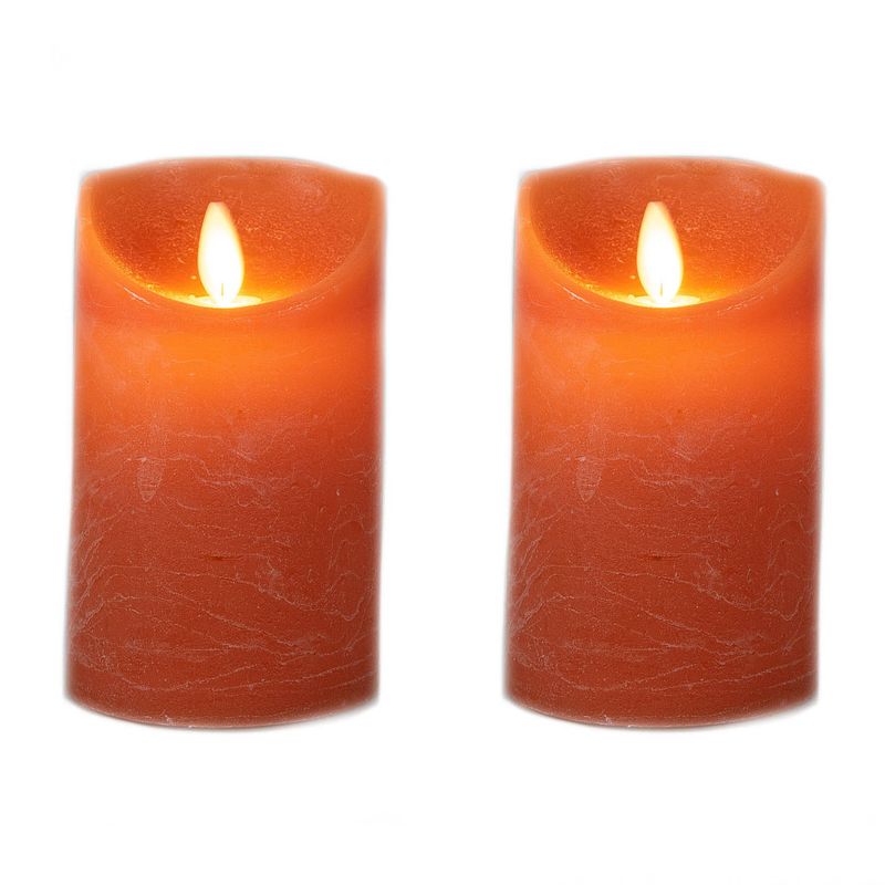 Foto van 2x stuks led kaarsen/stompkaarsen oranje d7,5 x h12,5 cm - led kaarsen