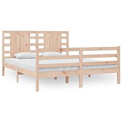 Foto van The living store houten bedframe - grenenhout - 205.5 x 185.5 x 69.5 cm - 180 x 200 cm - montage vereist - inclusief