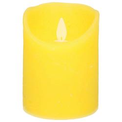 Foto van 1x gele led kaarsen / stompkaarsen met bewegende vlam 10 cm - led kaarsen