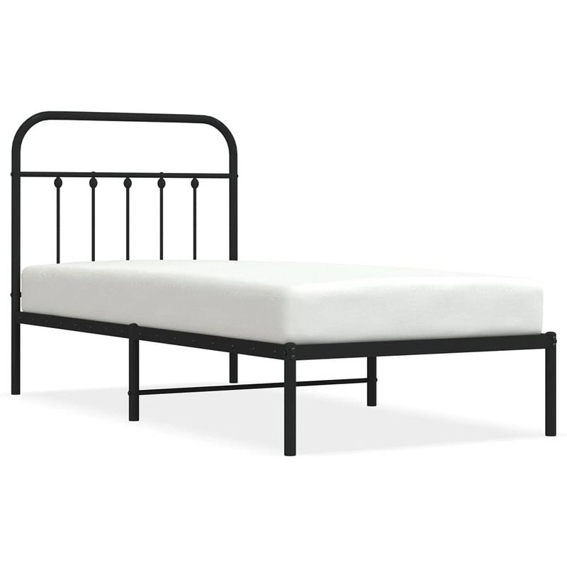 Foto van The living store bedframe - klassiek - metaal - 196x95x100 cm - zwart