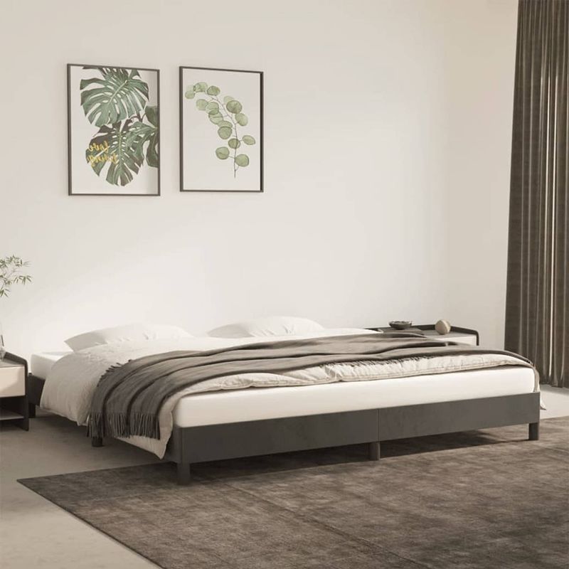 Foto van The living store bedframe fluweel donkergrijs 200x200 cm - bed