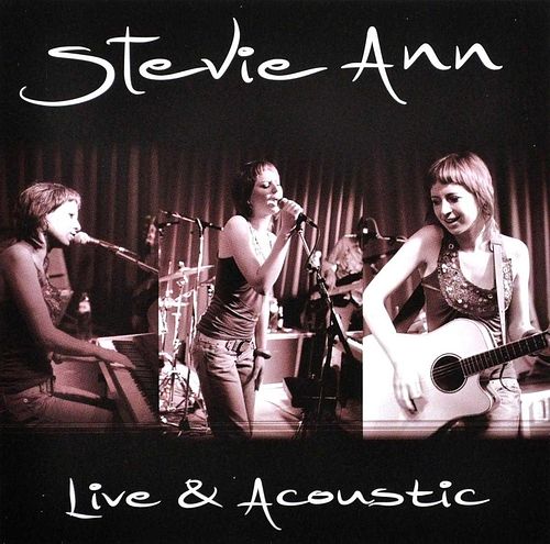 Foto van Live & acoustic - cd (5411704428093)