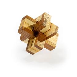 Foto van Eureka 3d bamboo puzzle - knotty*** (only available in display 52473120)