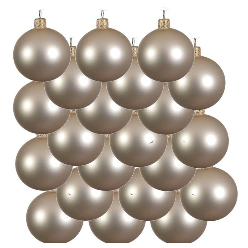 Foto van 18x glazen kerstballen mat licht parel/champagne 8 cm kerstboom versiering/decoratie - kerstbal