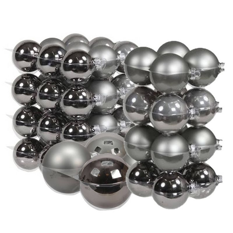 Foto van 60x stuks glazen kerstballen titanium grijs 6, 8 en 10 cm mat/glans - kerstbal