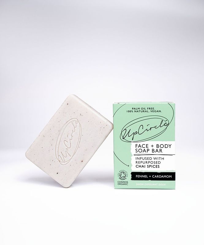 Foto van Upcircle face & body soap bar fennel & cardamom