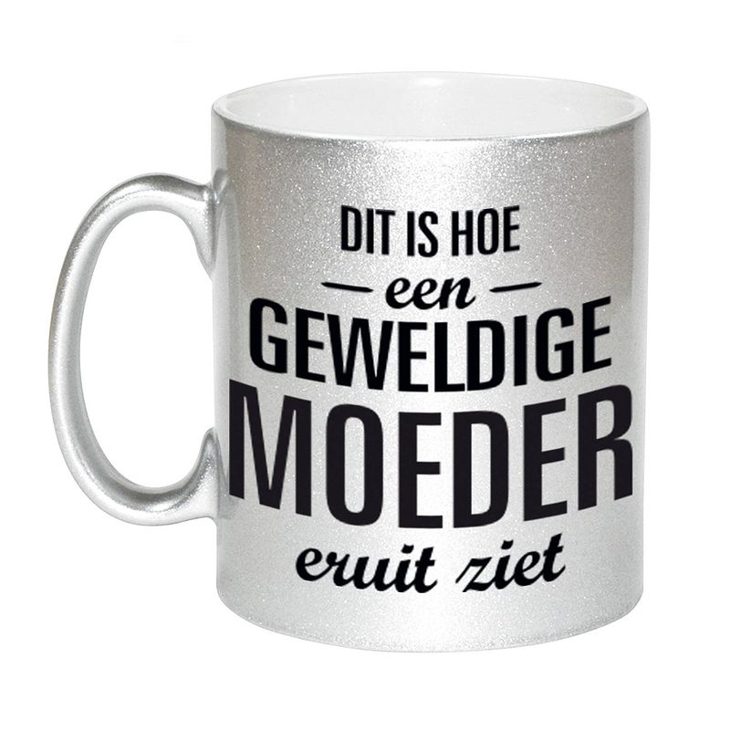 Foto van Zilveren geweldige moeder cadeau koffiemok / theebeker 330 ml - feest mokken