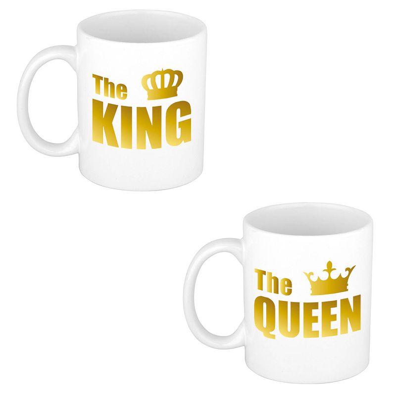 Foto van The queen en the king cadeau mok / beker wit met gouden kroon en letters 300 ml - feest mokken