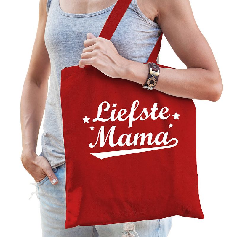 Foto van Bellatio decorations moederdag cadeau tas - liefste mama - rood - katoen - 42 x 38 cm - feest boodschappentassen