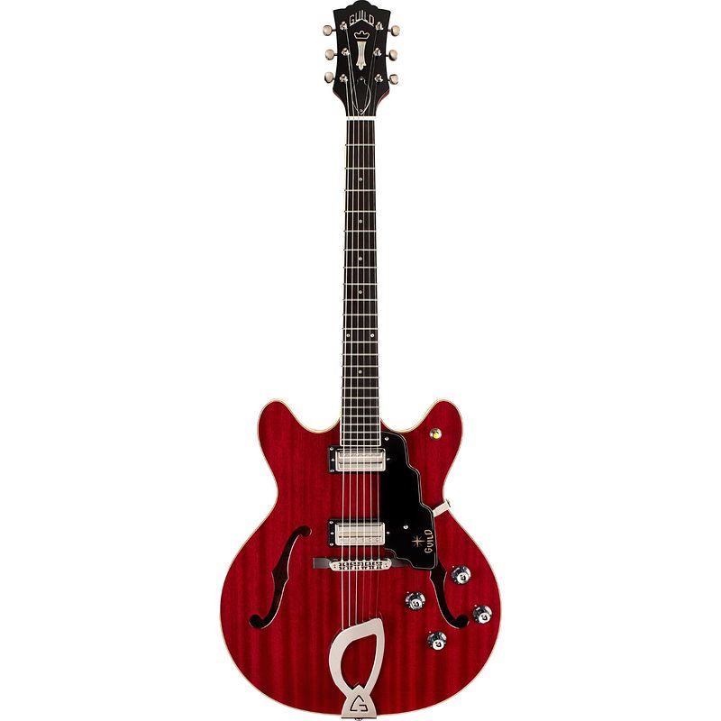 Foto van Guild starfire iv newark st. collection cherry red semi-akoestische gitaar met deluxe hardshell gitaarkoffer