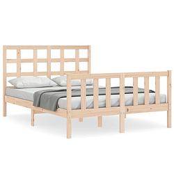 Foto van The living store bedframe grenenhout - 195.5 x 145.5 x 100 cm - multiplex lattenbodem