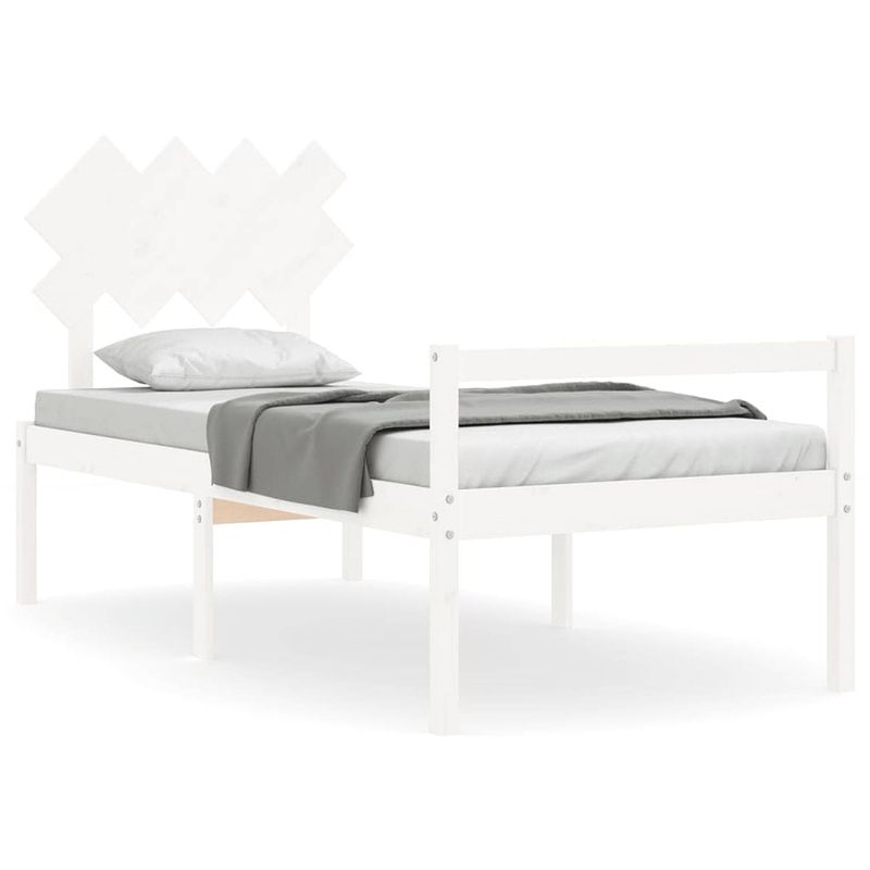 Foto van The living store houten bedframe - massief grenenhout - 205.5 x 95.5 x 81 cm - wit - geschikte matras 90 x 200 cm