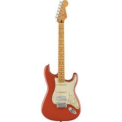 Foto van Fender player plus stratocaster hss mn fiesta red elektrische gitaar met deluxe gigbag