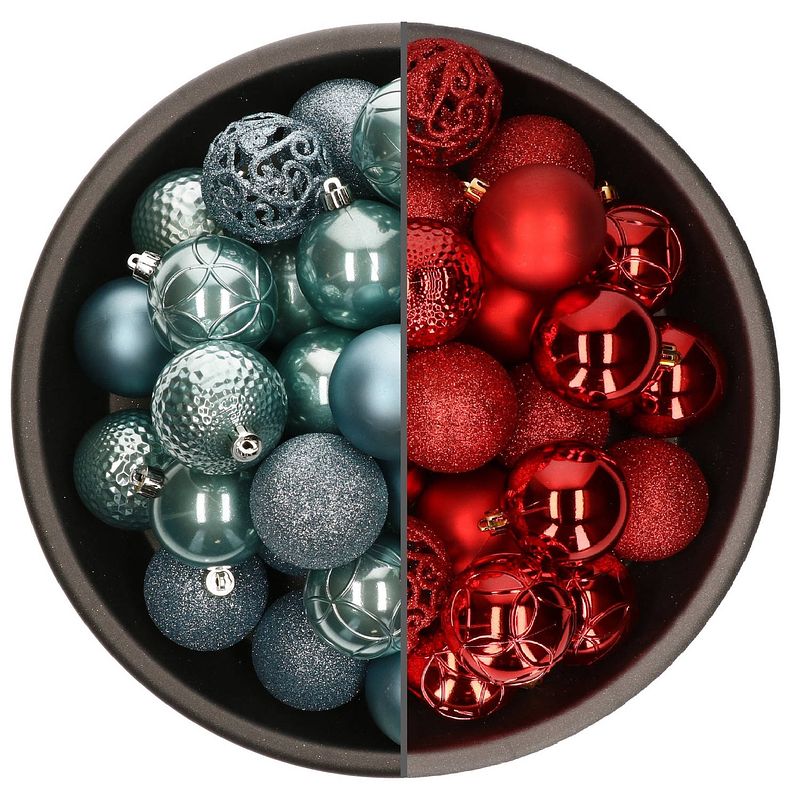 Foto van 74x stuks kunststof kerstballen mix van rood en ijsblauw 6 cm - kerstbal