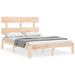 Foto van The living store bedframe - massief grenenhout - 203.5 x 123.5 x 81 cm - multiplex lattenbodem