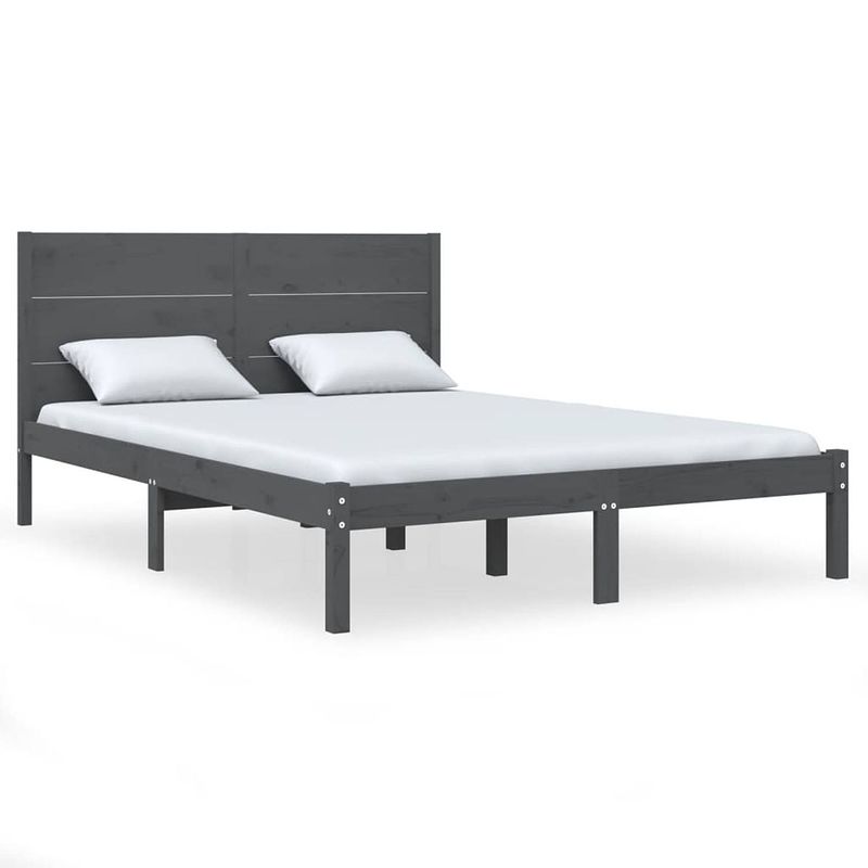 Foto van Vidaxl bedframe massief hout grijs 150x200 cm 5ft king size