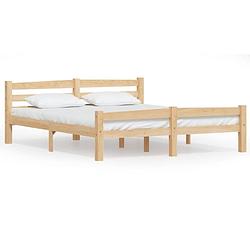 Foto van The living store bedframe - grenenhout - 206x166x66 cm - montage vereist