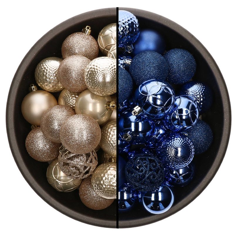 Foto van 74x stuks kunststof kerstballen mix van champagne en kobalt blauw 6 cm - kerstbal