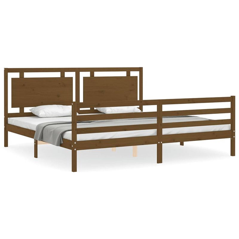 Foto van The living store bedframe - grenenhout - multiplex lattenbodem - 205.5 x 185.5 cm - honingbruin