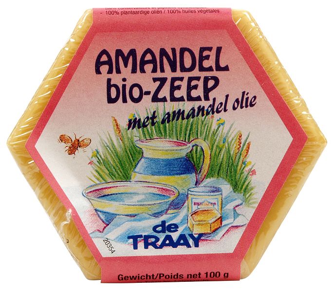 Foto van De traay zeep amandel met amandelolie