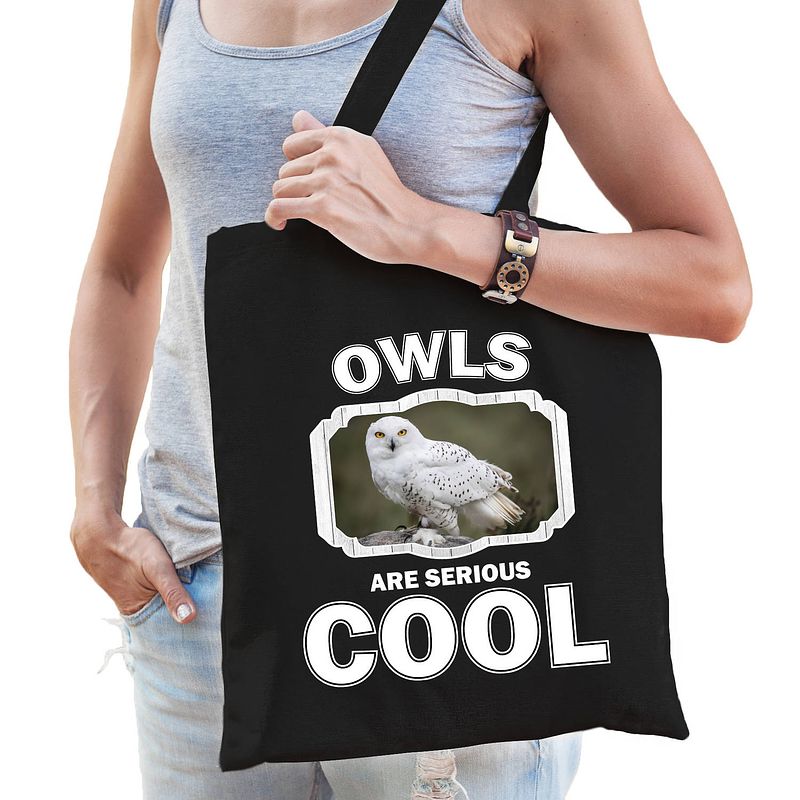 Foto van Katoenen tasje owls are serious cool zwart - uilen/ sneeuwuil cadeau tas - feest boodschappentassen