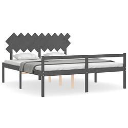 Foto van The living store massief grenenhouten bedframe - grijs - 205.5 x 185.5 x 80.5 cm - geschikt voor 180 x 200 cm matras -