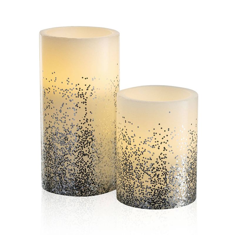 Foto van Pauleen glowing glitter candle whiteglitter silvr.