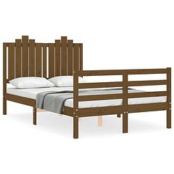 Foto van The living store bedframe - massief grenenhout - 195.5 x 125.5 x 110 cm - honingbruin