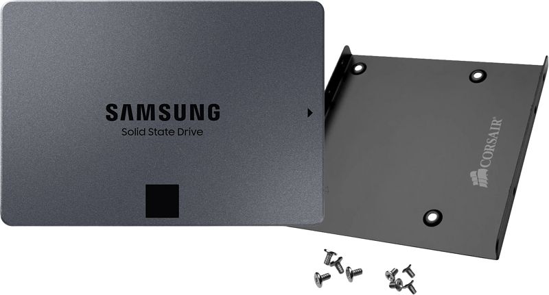 Foto van Samsung 870 qvo 1tb + corsair ssd mounting bracket