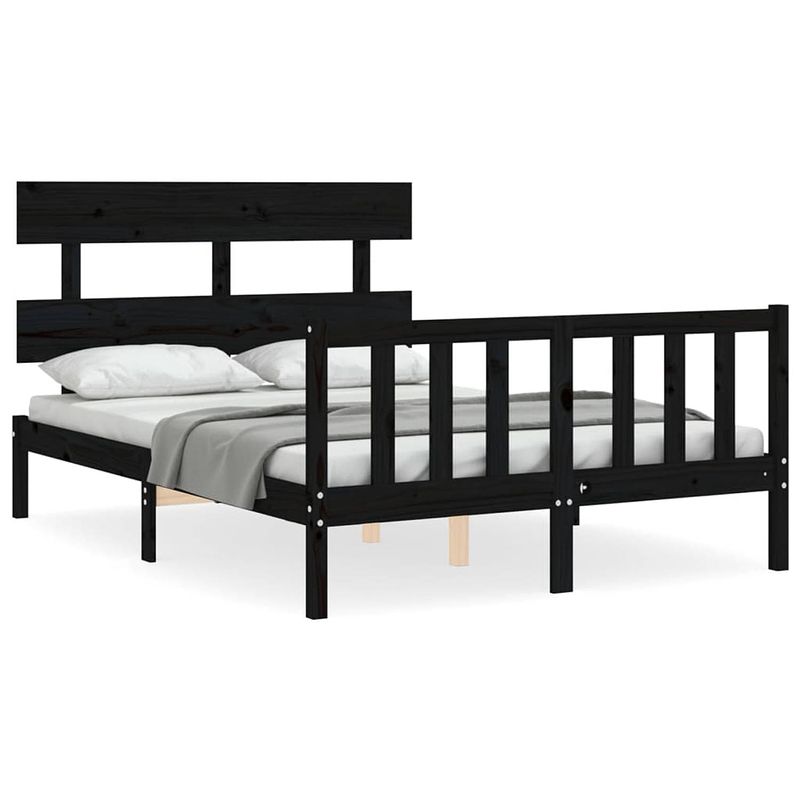 Foto van The living store bedframe - massief grenenhout - 205.5 x 145.5 x 81 cm - zwart - montage vereist