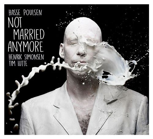 Foto van Not married anymore - cd (3521383457894)