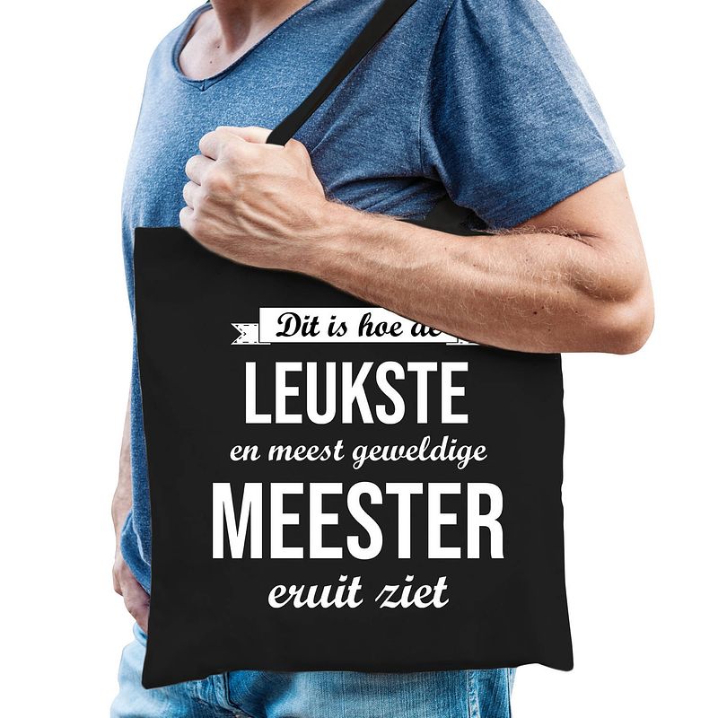 Foto van Leukste meester katoenen cadeau tas zwart voor heren - feest boodschappentassen