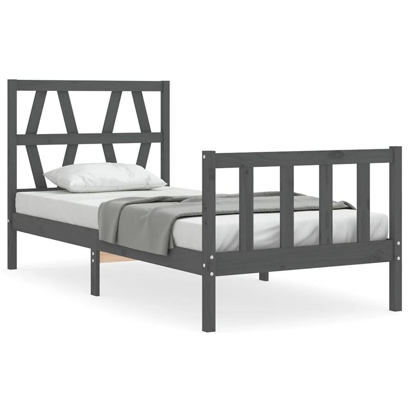 Foto van The living store massief grenenhouten bedframe - grijs - 195.5 x 95.5 x 100 cm - multiplex lattenbodem - functioneel