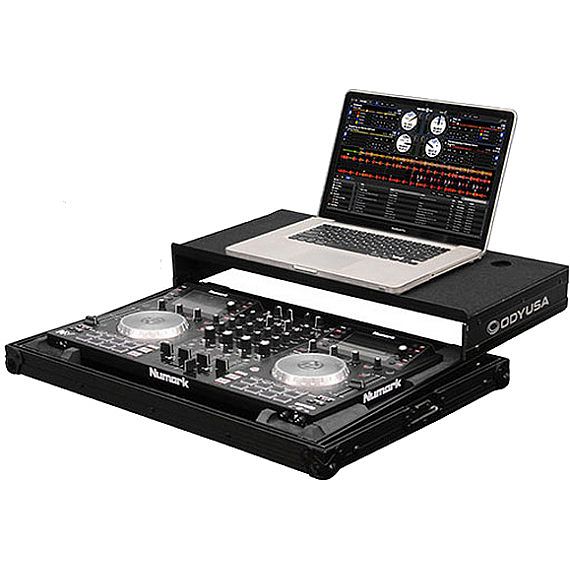 Foto van Odyssey fzgsnvbl numark nv dj controller glide style case