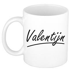 Foto van Naam cadeau mok / beker valentijn met sierlijke letters 300 ml - naam mokken