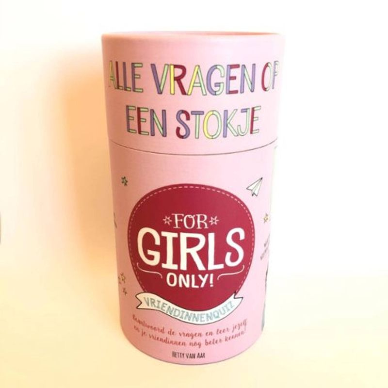 Foto van Alle vragen op een stokje - for girls only!