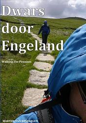 Foto van Dwars door engeland - martijn van rijsbergen - paperback (9789464184884)